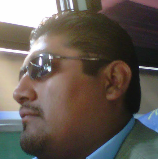 Eliezer Hernandez Photo 32