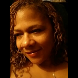 Joyce Daniels Photo 9