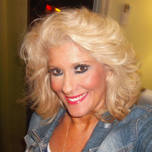 Kimberly Decker Photo 32