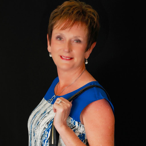 Lynn Wise Photo 27