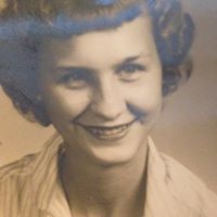 Betty Collins Photo 39