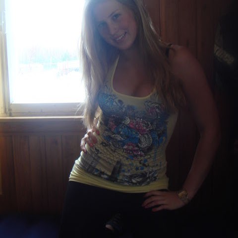 Kimberly Singleton Photo 28