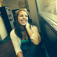 Sara Tuttle Photo 15