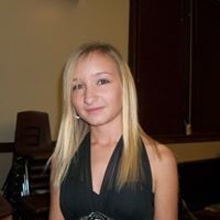 Della Harris Photo 16