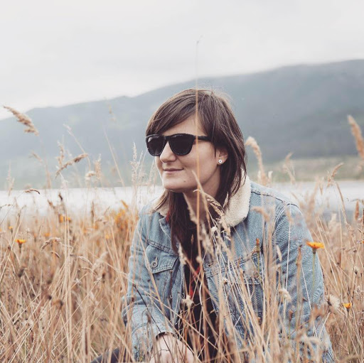 Jessica Deakin Photo 22