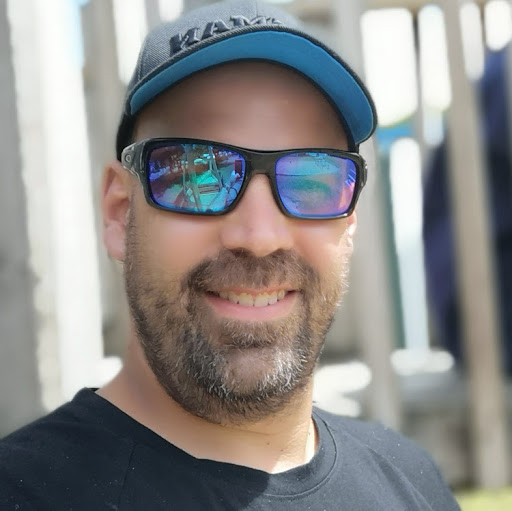 Robbie Adams Photo 16