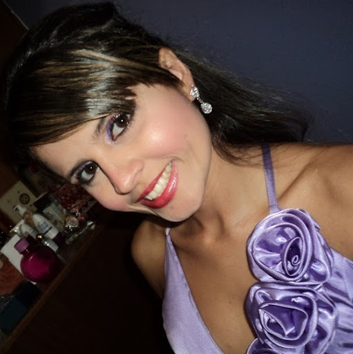 Pamela Dutra Photo 5