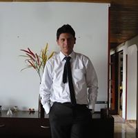 Julian Gomez Photo 11