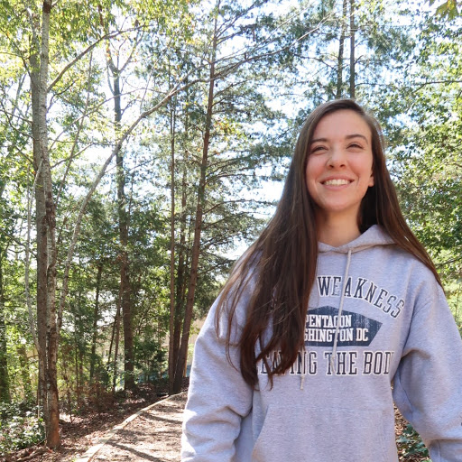 Hannah Gustafson Photo 4
