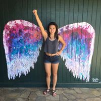 Elizabeth Lam Photo 21
