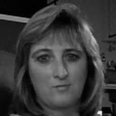 Lisa Lawrence Photo 15