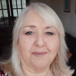 Ann Wilkinson Photo 37