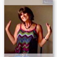 Julie Ritter Photo 10