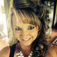 Nicole Myers Photo 14