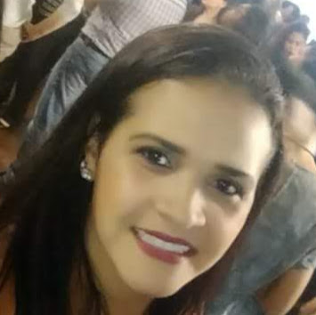 Erica Silva Photo 25