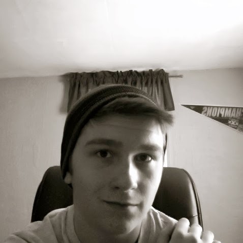 Tyler Rhoades Photo 7
