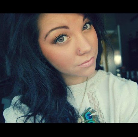 Julie Lockhart Photo 40