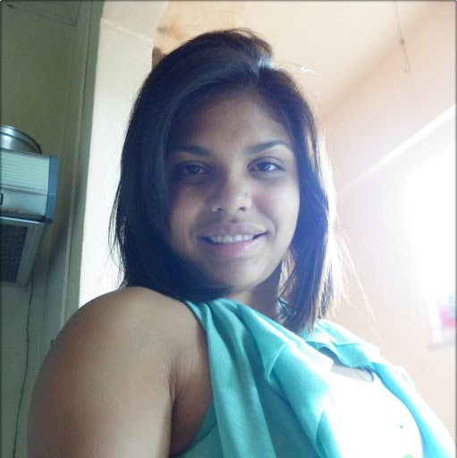 Joyce Cruz Photo 36