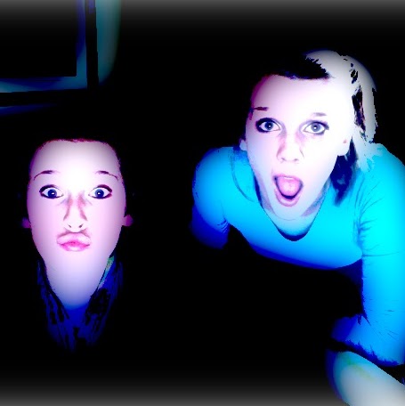 Sarah Jameson Photo 17