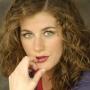 Kelly Leo Photo 7