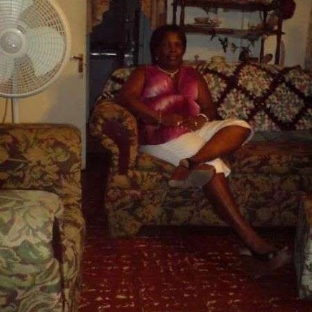 Beverly Burns Photo 16