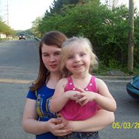 Stephanie Merkel Photo 8