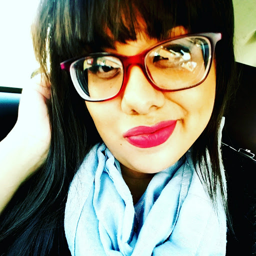 Amanda Hernandez Photo 37