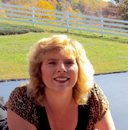 Shelley Roberts Photo 36