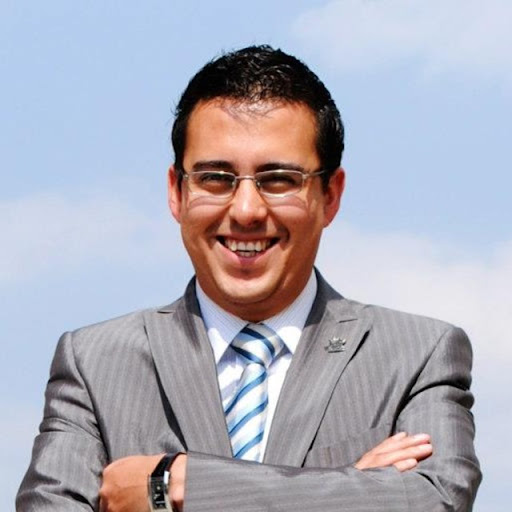 Alejandro Castro Photo 41
