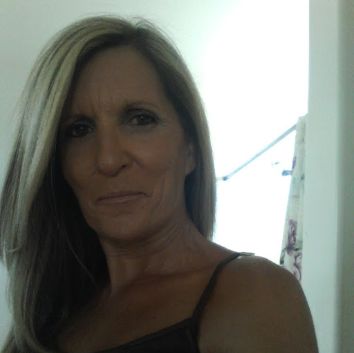 Debra Davis Photo 56