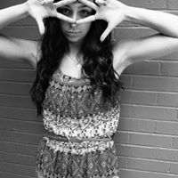 Kristen Cross Photo 38