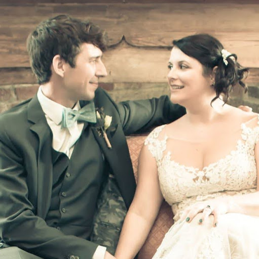 Stephanie Mathis Photo 15