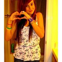 Michelle Holt Photo 18