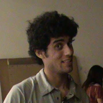Luis Ale Photo 1