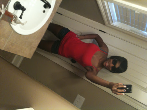 Crystal Hampton Photo 14