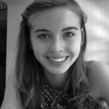 Emma Kidd Photo 11