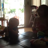 Claudia Campbell Photo 7