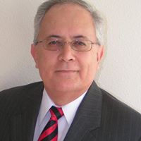 Roberto Velasco Photo 21