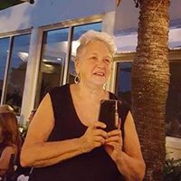 Suzanne Fine Photo 11
