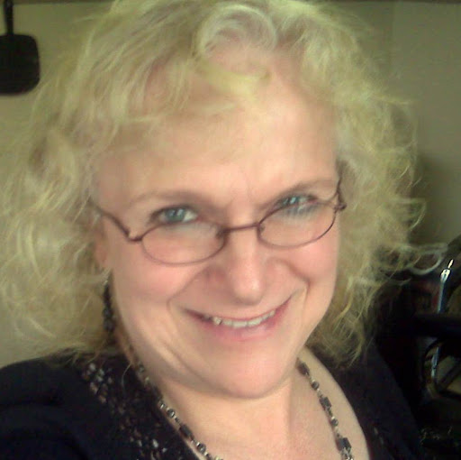 Vickie Davis Photo 21