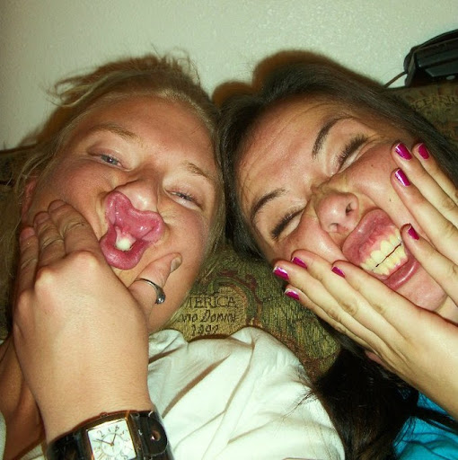 Victoria Burton Photo 21