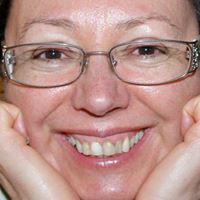 Elizabeth Takacs Photo 4