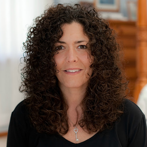 Annette Elliott Photo 22