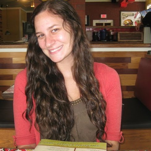 Ellie Singer Photo 3