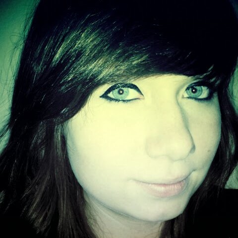 Nicole Jaeger Photo 22