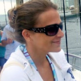 Erin Day Photo 15