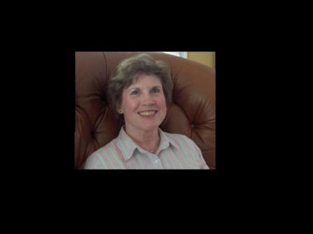 Carol Warren Photo 27