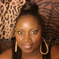 Angela Reeves Photo 40
