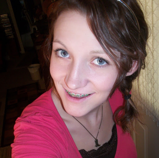 Aimee Campbell Photo 19