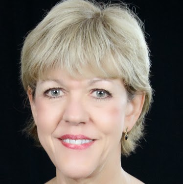 Terri Collins Photo 8